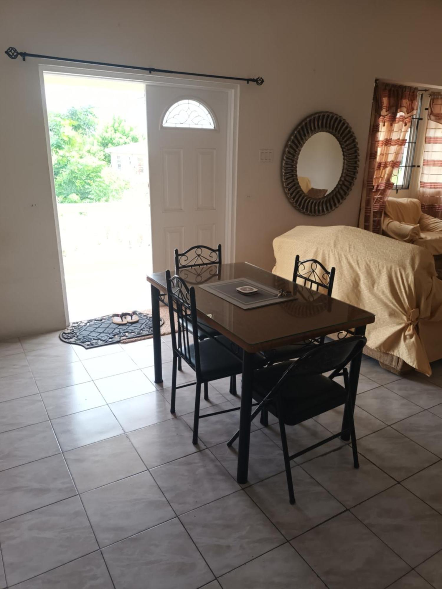 Guest house Super Breezy Cozynook ! *